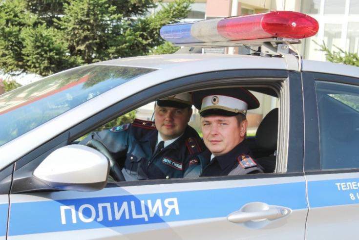 Полицейские довезли до больницы мальчика  с острым аппендицитом
