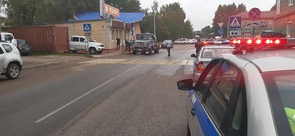 Госавтоинспекторы призывают водителей соблюдать правила парковки