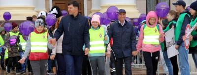 Более двух тысяч тюменцев стали участниками праздника #ДорогуВШколу