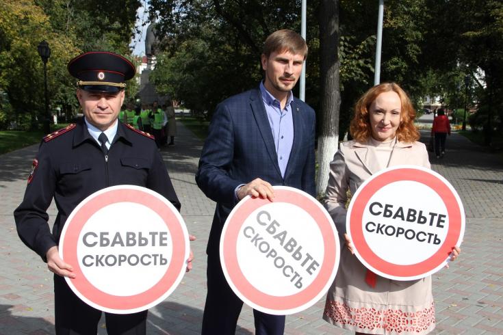 Тюменские депутаты выступили за снижение скорости в период адаптации школьников к дорожной среде