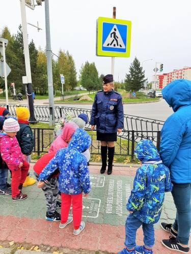 Юные пешеходы Югры продолжают знакомиться с ПДД  на познавательных экскурсиях