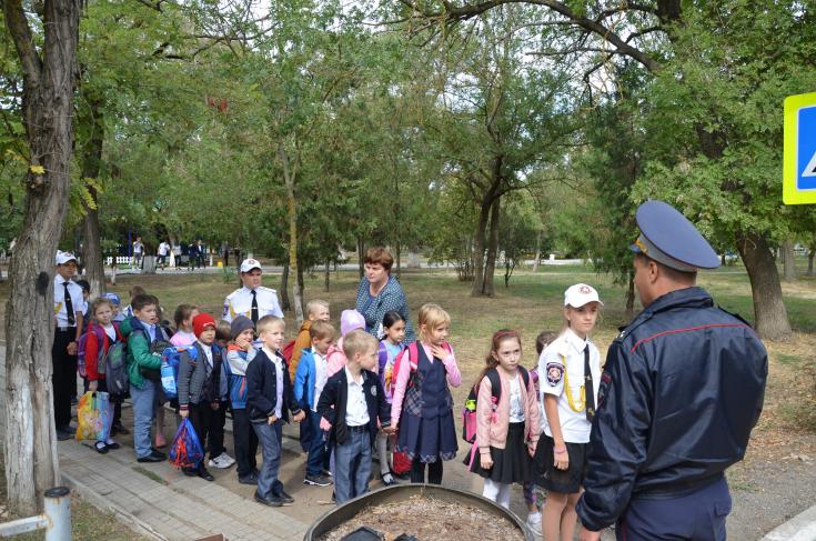 В Джанкое сотрудники ГИБДД провели Неделю безопасности