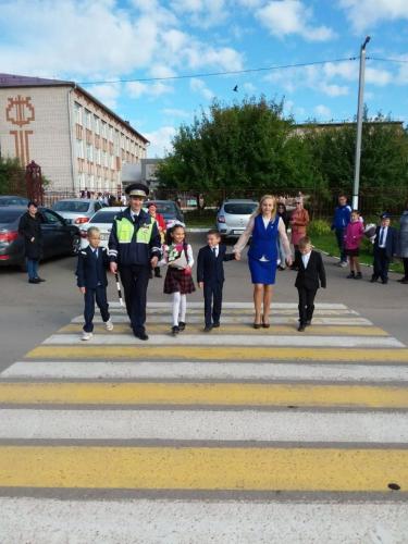 В Кукморе сотрудники ГИБДД провели акцию «Безопасная зебра».
