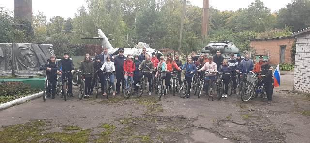 Дорожные полицейские Руднянского района проводят профилактические беседы с юными велосипедистами