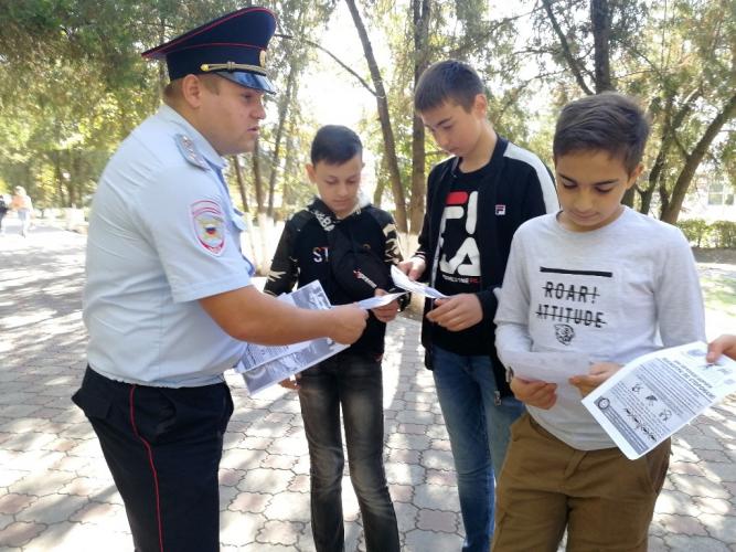 Экспресс-тренинги дорожной безопасности для детей проводят волонтеры Кабардино-Балкарии в парках и скверах