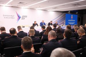 Михаил Черников в ходе пленарного заседания всероссийского семинара-совещания определил основные векторы работы по повышению безопасности дорожного движения