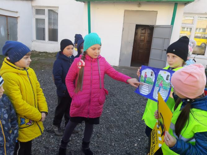 В Зубово-Поляне полицейские вместе с детьми призвали граждан быть внимательнее