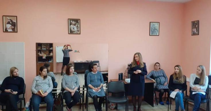 В Пскове в областном центре медицинской профилактики прошла лекция в школе будущих мам