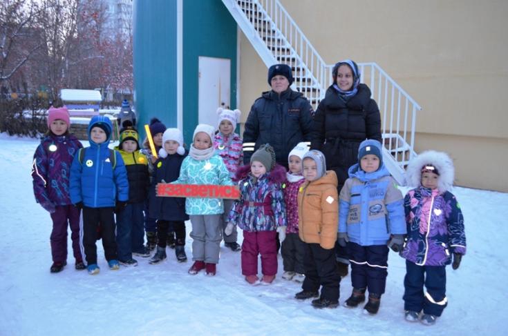 Сотрудники ГИБДД городов Челябинска и Озерска провели профилактические акции