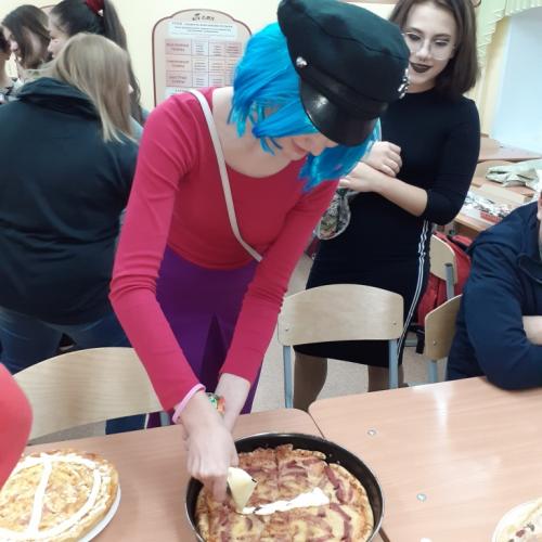 Учащиеся Горно-Алтайской гимназии стали участниками конкурса по Правилам дорожного движения «Дорожная пицца»