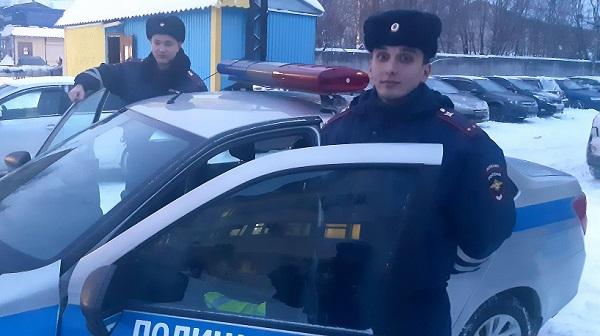 Автоинспекторы Республики Коми помогли доставить травмированного ребёнка в медицинское учреждение