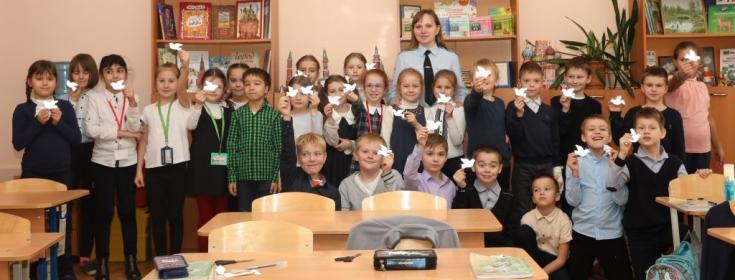 Госавтоинспекция города Москвы проводит мероприятия, приуроченные к Дню памяти жертв ДТП