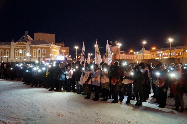 Сотни огней зажглись в память о погибших и пострадавших в дорожно-транспортных происшествиях в Томске