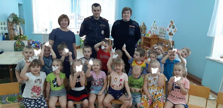 Профилактическое мероприятие «Световозвращающий патруль» проходит в городах и районах Вологодской области