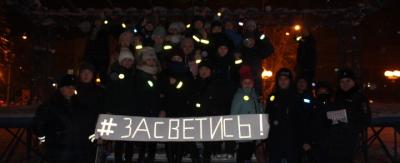 На центральную площадь Горно-Алтайска вышли заметные и культурные пешеходы