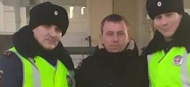 В Татарстане сотрудники ГИБДД помогли добраться до больницы женщине, у которой начались роды