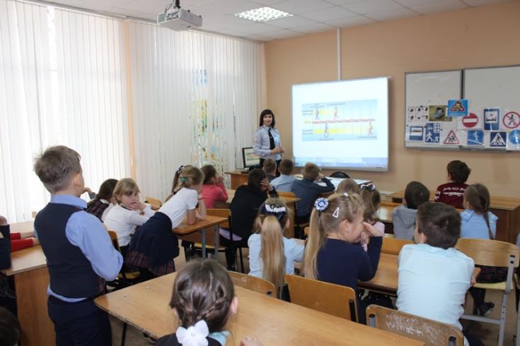 Пензенские автоинспекторы провели акцию для школьников «Будь заметным на дороге!»
