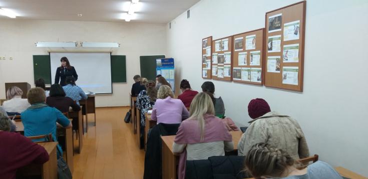 В Шарканской средней школе прошло собрание родительского общешкольного комитета на тему безопасности дорожного движения