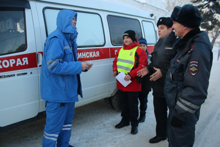 В Томской области представители нового отряда ЮИД вышли в свой первый рейд