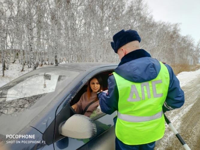 В Чесменском районе инспекторы ДПС провели профилактическое мероприятие «Один щелчок спасает жизнь!»