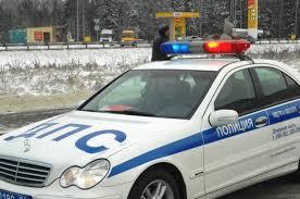 В гости к ялтинским школьникам на патрульном автомобиле приехали инспекторы ГИБДД