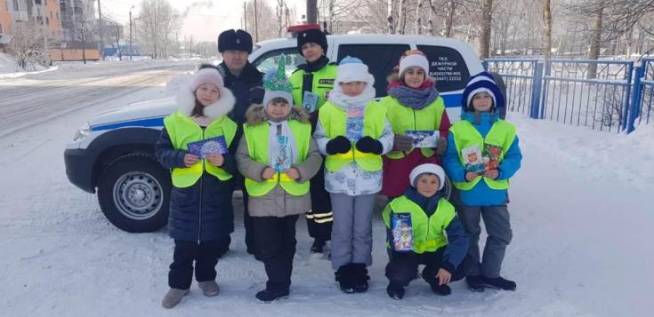 Тымовские автоинспекторы, совместно с ЮИД провели пропагандистскую акцию
