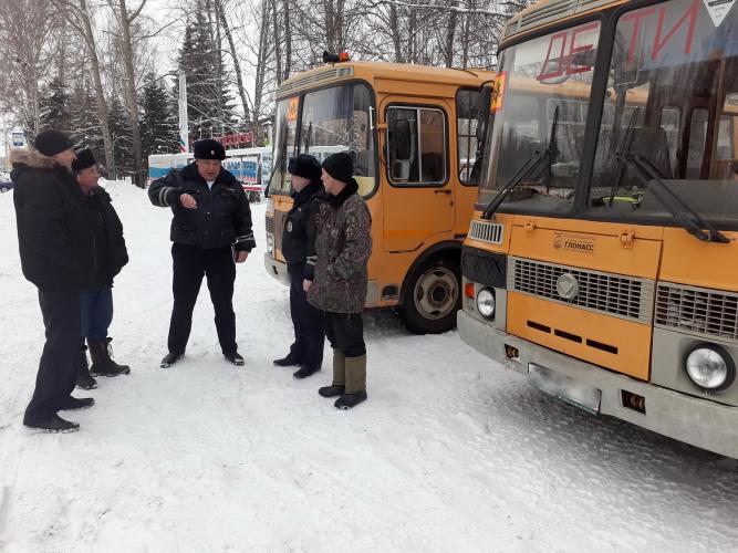 В Кожевниковском районе Томской области сотрудники Госавтоинспекции проверили техническое состояние школьных автобусов