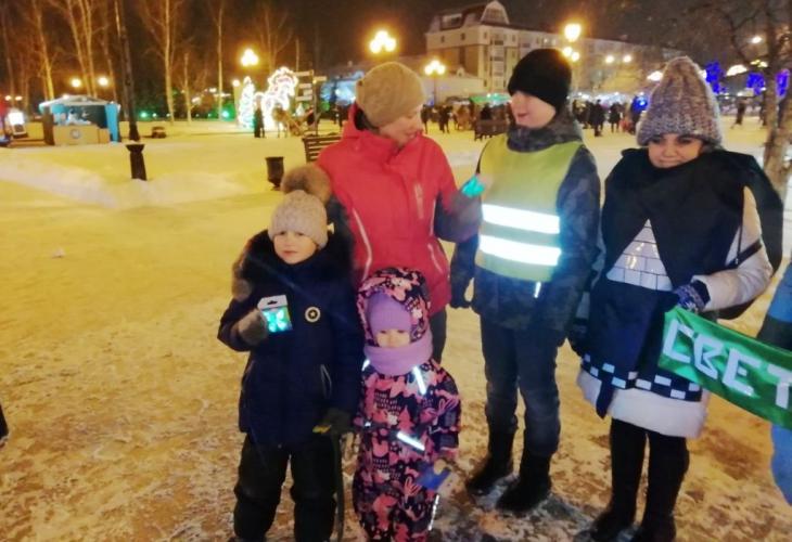 «Светящийся десант» высадился у тюменских ледовых городков