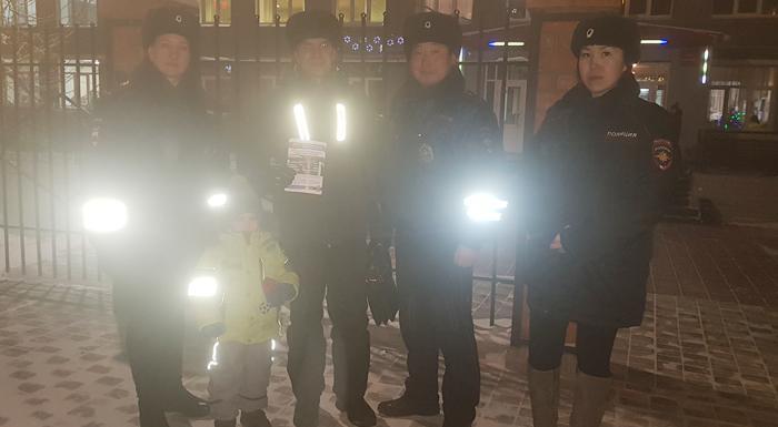 В УЛАН-УДЭ ПОЛИЦЕЙСКИЕ ОРГАНИЗОВАЛИ РЕЙДЫ ПО ПРОФИЛАКТИКЕ ДТП С УЧАСТИЕМ НЕСОВЕРШЕННОЛЕТНИХ