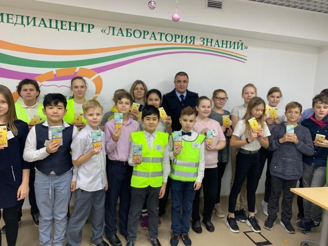 ГОСАВТОИНСПЕКЦИЯ СЕВЕРО-ЗАПАДНОГО ОКРУГА Г. МОСКВЫ ПРОВЕЛА «КРУГЛЫЙ СТОЛ» ПО ПРАВИЛАМ ДОРОЖНОГО ДВИЖЕНИЯ