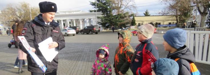 В Севастополе парки отдыха стали центрами по повторению дорожных правил с детьми