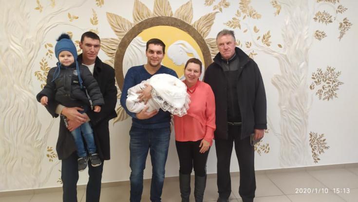 Сотрудники ставропольской Госавтоинспекции помогли беременной женщине вовремя добраться до роддома
