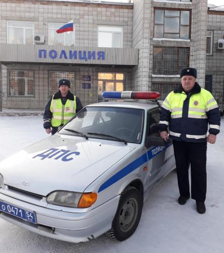 В Новосибирской области сотрудники Госавтоинспекции помогли доставить пожилую женщину на экстренную медицинскую операцию