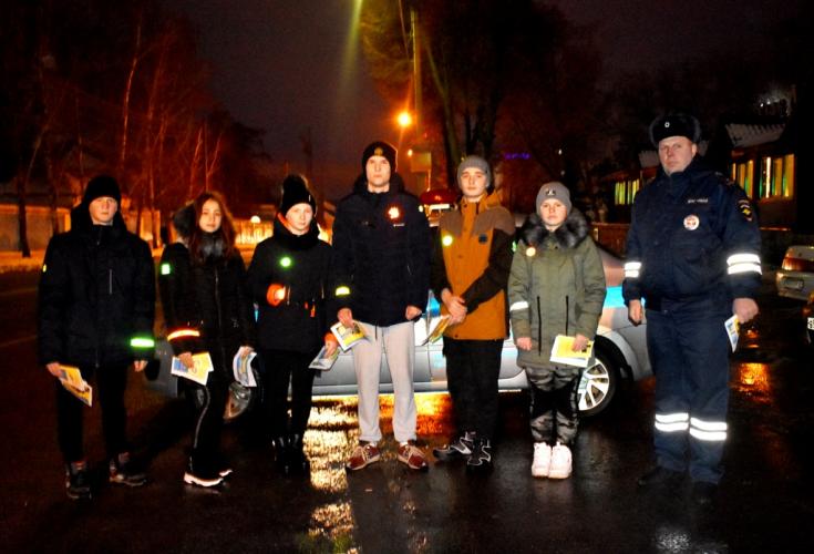 В образовательных организациях Липецкой области автоинспекторы провели массовые профилактические акции