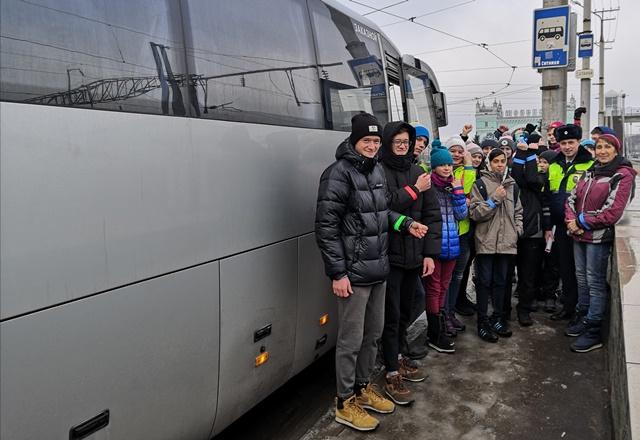Сотрудники ГИБДД города Смоленска провели пропагандистскую акцию «Заметный пешеход»