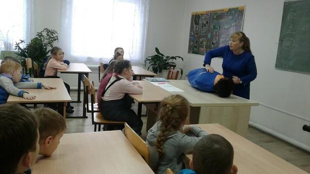 Кировские дошкольники практикуются в оказании первой помощи пострадавшим в ДТП