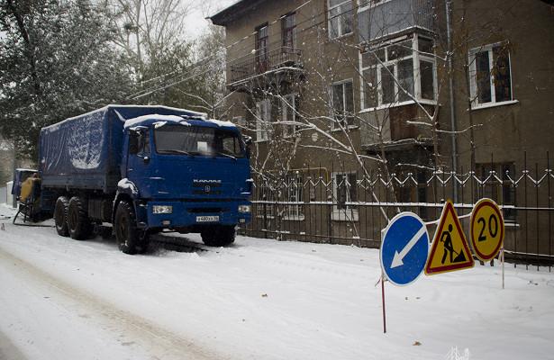 Полицейские в Оренбурге выявили более 50 разрушенных участков дорог