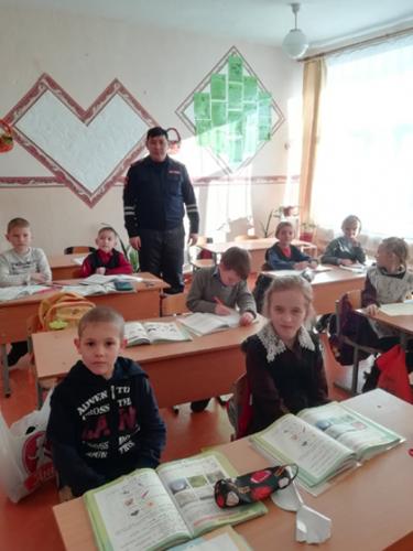 Инструктажи дорожной безопасности проходят в школах Тарбагатайского района