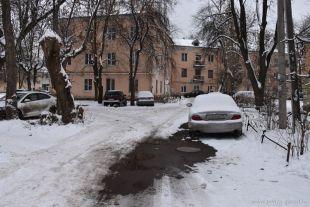 Кому нельзя парковаться во дворах?