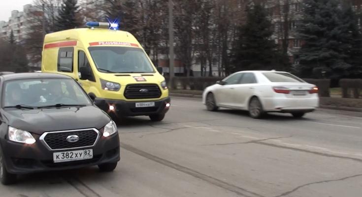 Полицейские Нальчика проверили, как водители транспортных средств пропускают медицинский спецтранспорт