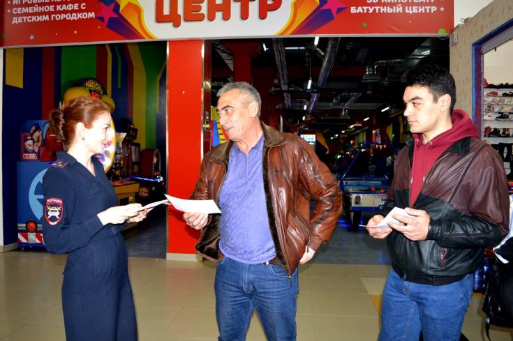 В торгово-развлекательных центрах Нальчика проходят информационные ликбезы о преимуществах пользования Единым порталом государственных услуг