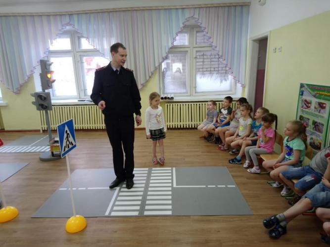 В Солнечном районе Госавтоинспекция провела акцию «Знаток ПДД»