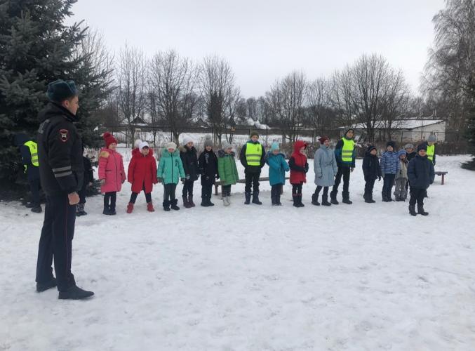 В Малоархангельском районе полицейские провели со школьниками профилактическое мероприятие