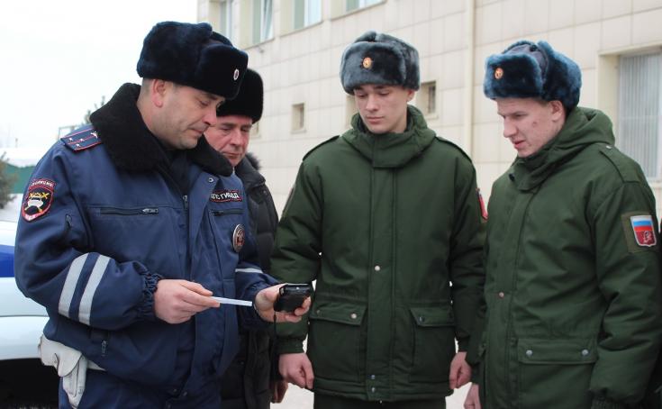 «Студенческий десант» посетил Госавтоинспекцию Минусинска