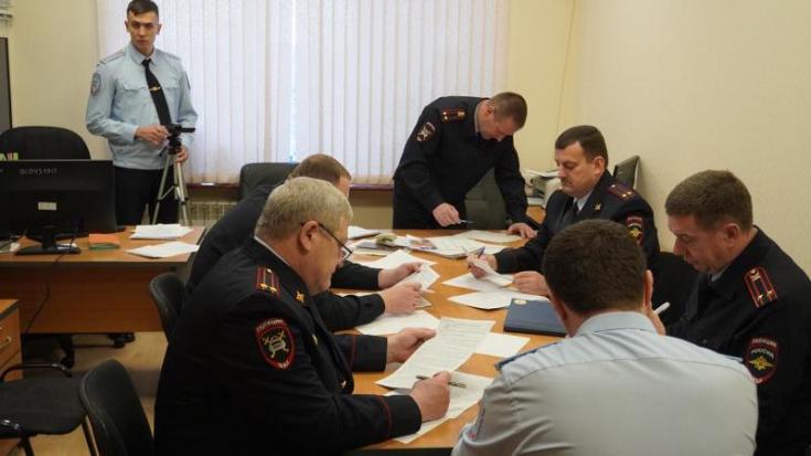 Практические тренинги по повышению профессиональной квалификации проходят руководители подразделений ГИБДД Ставрополья