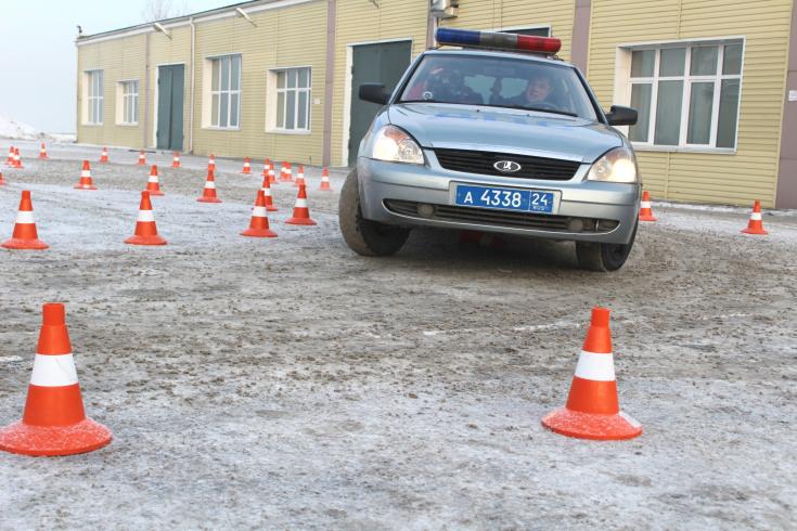 В Красноярском крае начальники ГИБДД прошли необычные тренинги по безопасности