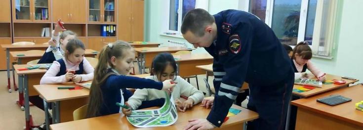 Госавтоинспекция города Москвы призывает водителей позаботиться о безопасности на дорогах