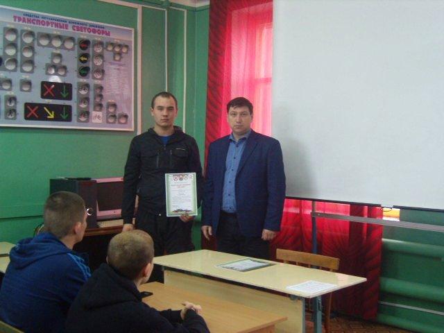 В Тетюшской автошколе ДОСААФ РТ стартовал месячника оборонно-массовой работы