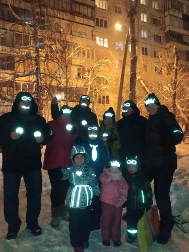 Инспекторы ГИБДД УМВД России по г. Челябинску наградили победителей конкурса «Заметная семья»