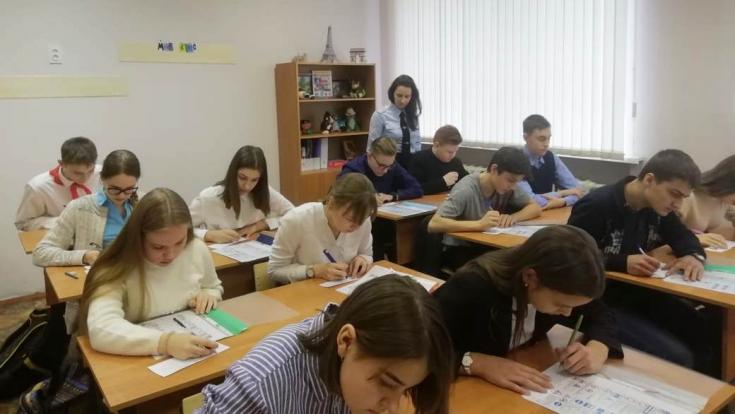 В Орле прошел второй тур конкурса «Знатоки ПДД»